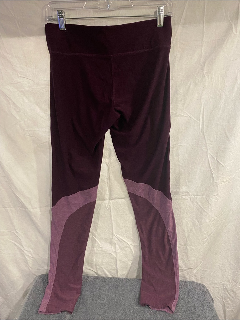 Pink Two-Tone Burgundy Leggings. Medium